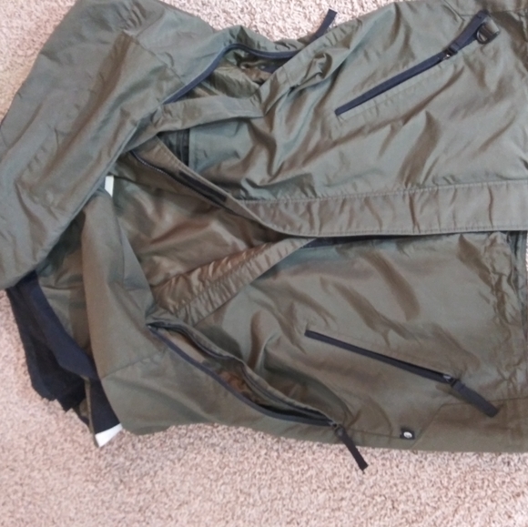 FREE w/3 item BUNDLE BLACK DOT- Board ware - Picture 6 of 6